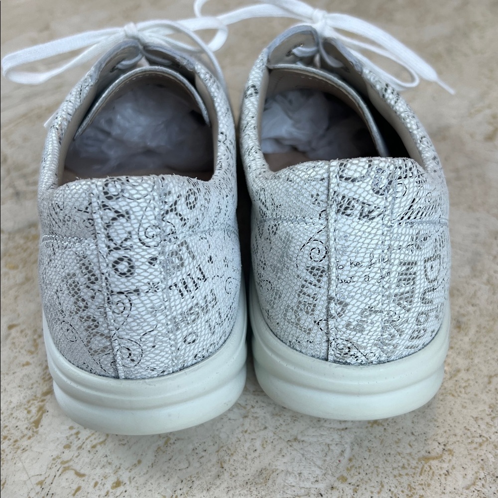 Finn Comfort Made in Germany Womens Ikebukuro Shoe - Words Bianco, Size 8 US - Picture 7 of 17